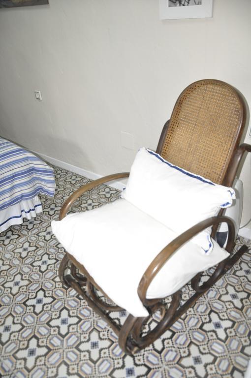 דירות וחר דה לה פרונטרה Casa Andrea La Abuela מראה חיצוני תמונה